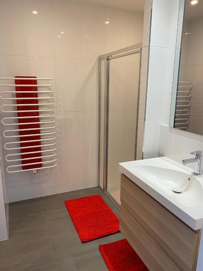 Gold Cocoon T3 74M2 Proche Centre Ville Villejust Exterior photo