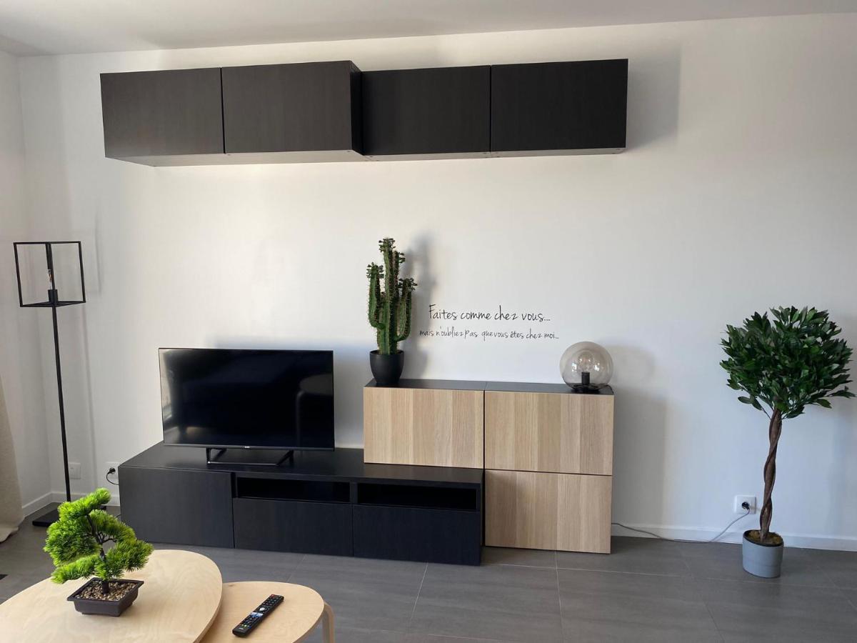 Gold Cocoon T3 74M2 Proche Centre Ville Villejust Exterior photo