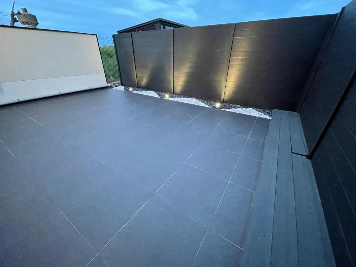 Gold Cocoon T3 74M2 Proche Centre Ville Villejust Exterior photo